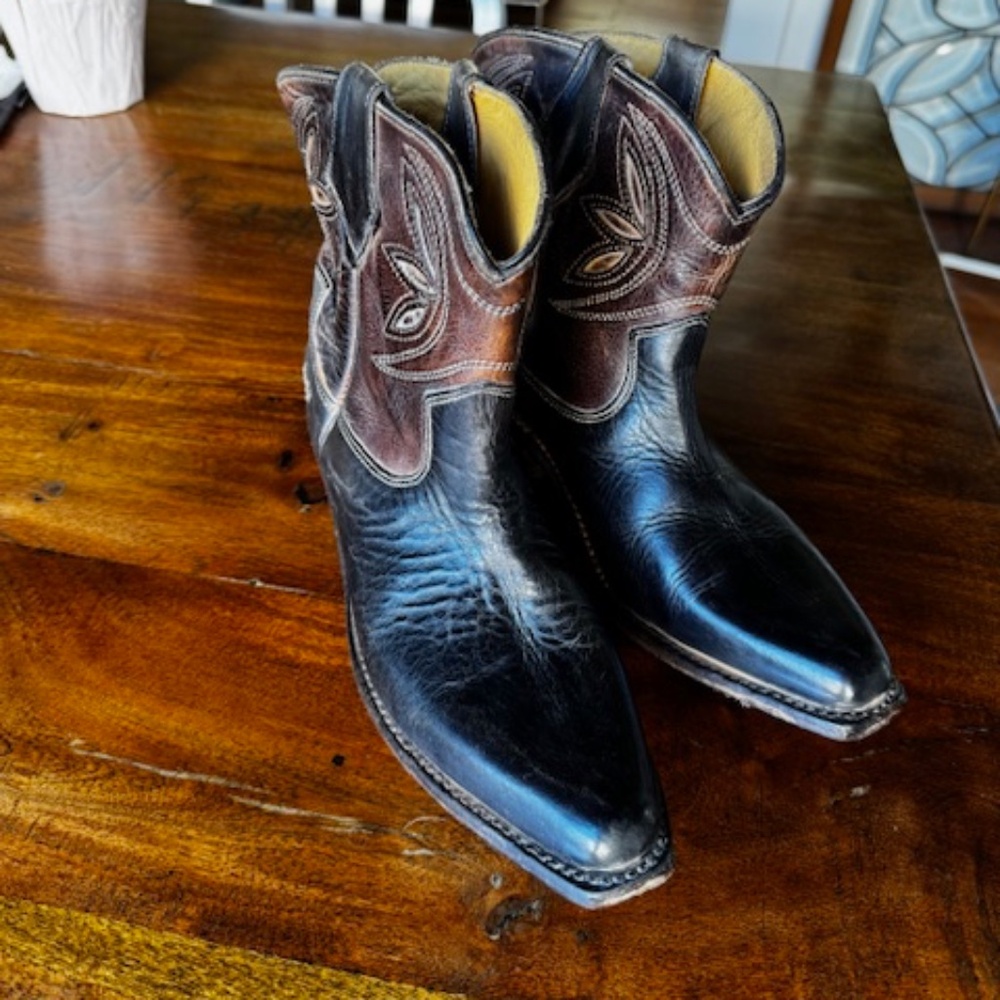 Bedstu Rustic /Teak Rustic Rust Ankle Boots size 7.5